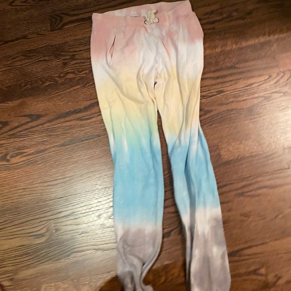 Comfy ombré sweatpants!